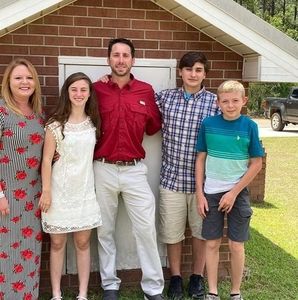 Meet your Posher, Clint